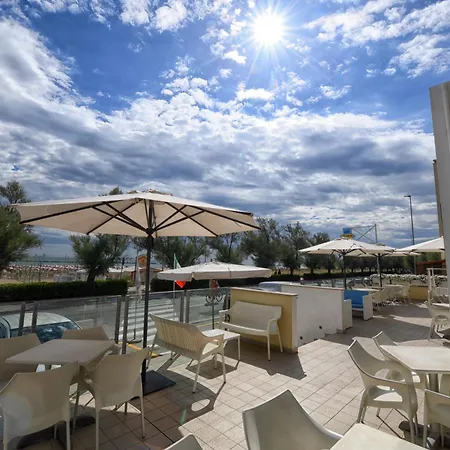 Отель Ancore 3*