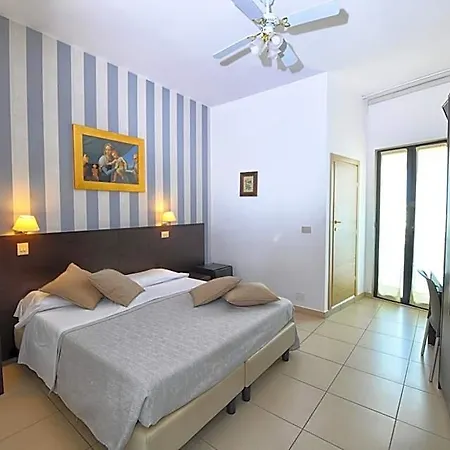 Ancore Hotel 3*